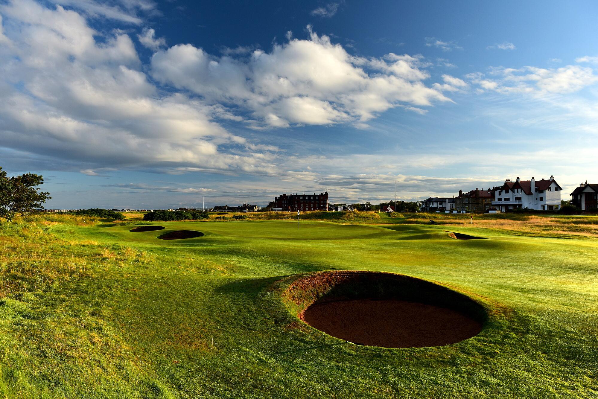 Old-Course-Royal-Troon-par-5-16-hole